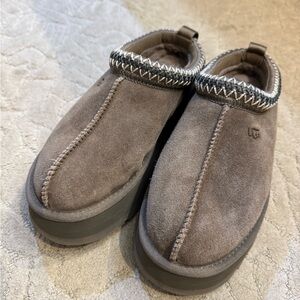 Ugg Tazz Platform slipper